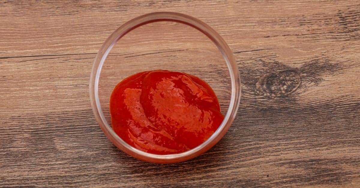 6 Best Alternatives To Sriracha Sauce That Are Equally Hot And Tasty Fitibility 6 Best Alternatives To Sriracha Sauce That Are Equally Hot And Tasty Fitibility