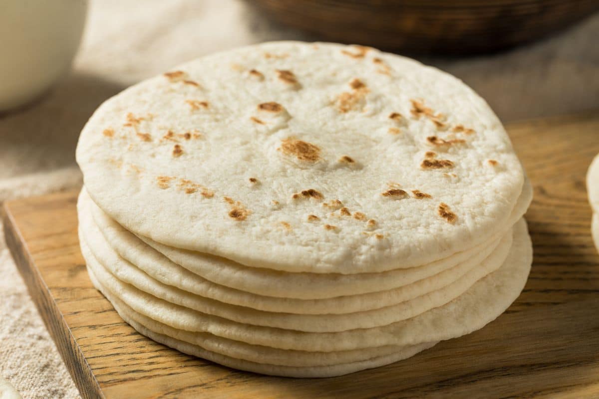 Flour Vs Corn Tortilla Key Differences To Know Fitibility Flour Vs Corn Tortilla Key Differences To Know Fitibility